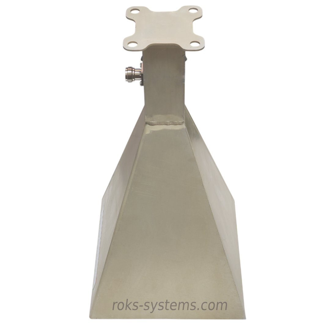 WiMAX horn antenna 5.05-6.0 GHz 20 dB, dual H/V, 2×N-Female 50 Ohm, VSWR≤1.5, 20°×20° beamwidth, 224×224×405 mm, 1.2 kg