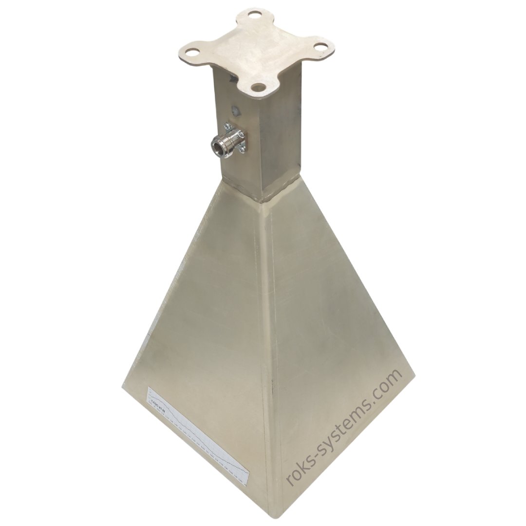 5.05-6.0 GHz outdoor horn antenna 20 dB, 5050-6000 MHz, dual H/V, 2×N-Female 50 Ohm, VSWR≤1.5, 20°×20° pattern